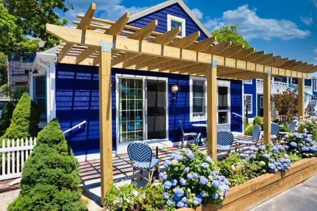 Foxberry Provincetown
